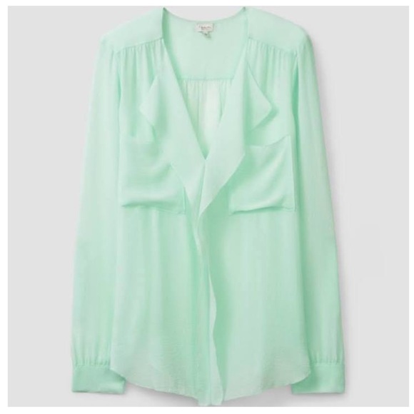 Aritzia T. Babaton Finley Silk Blouse -BLACK- sz.S - Picture 4 of 10